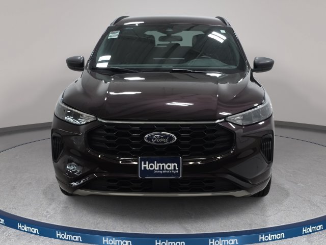 Used 2023 Ford Escape ST-Line w/ Tech Pack #1 FWD image 3