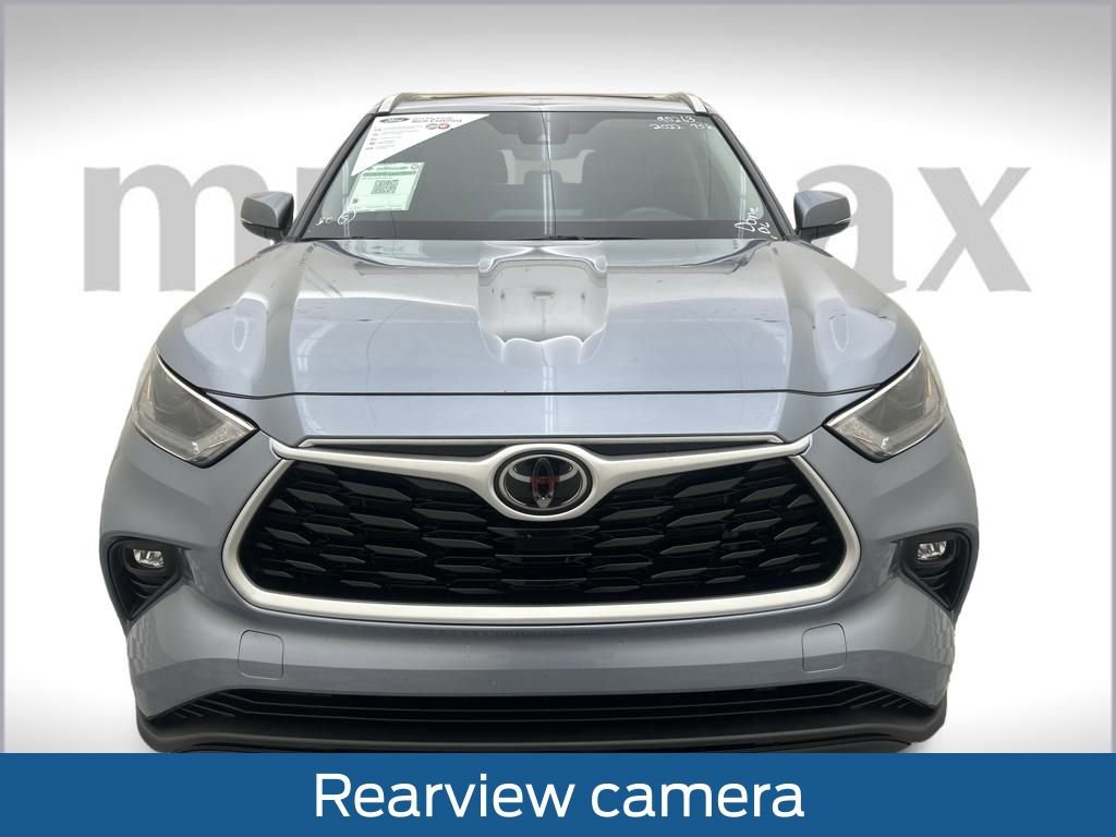 Used 2022 Toyota Highlander XLE image 15