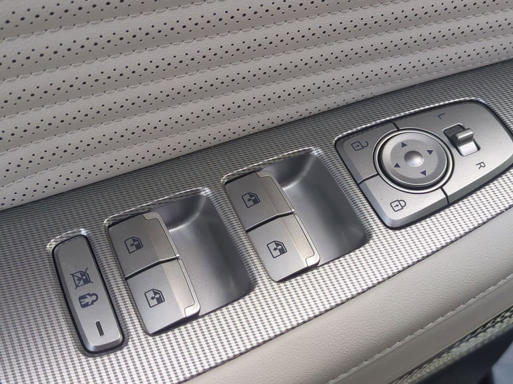 Used 2023 Hyundai Palisade Calligraphy AWD/4WD image 12