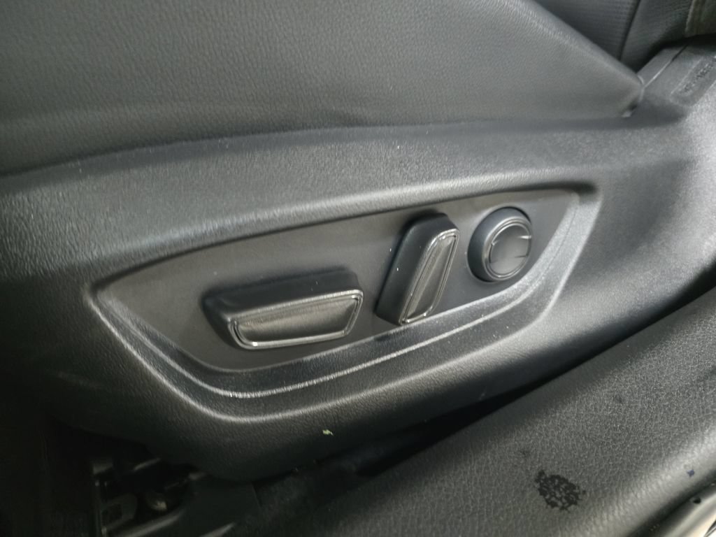 Certified 2025 Toyota Camry XLE AWD/4WD image 34