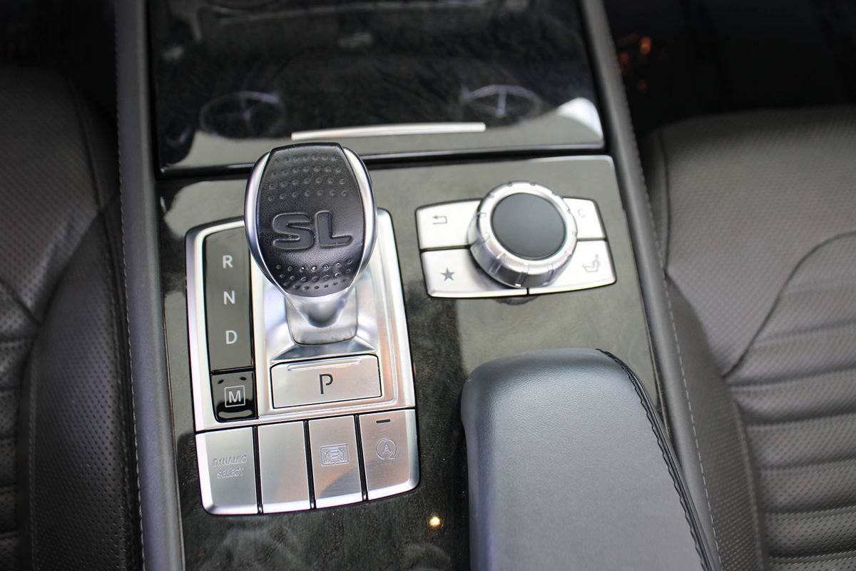 Used 2017 Mercedes-Benz SL 550 image 31