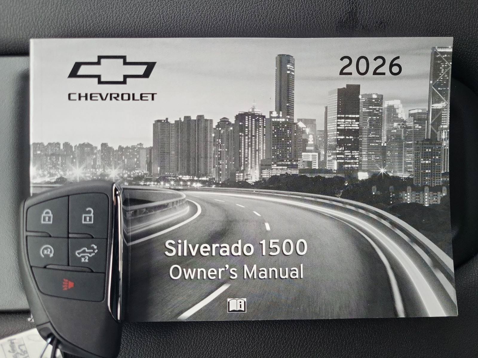 Used 2026 Chevrolet Silverado 1500 Custom w/ Turbomax Blackout Package AWD/4WD image 33