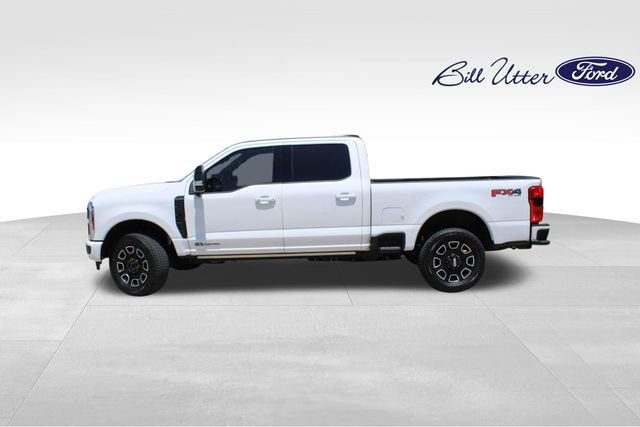 Used 2025 Ford F250 Platinum w/ FX4 Off-Road Package AWD/4WD image 8
