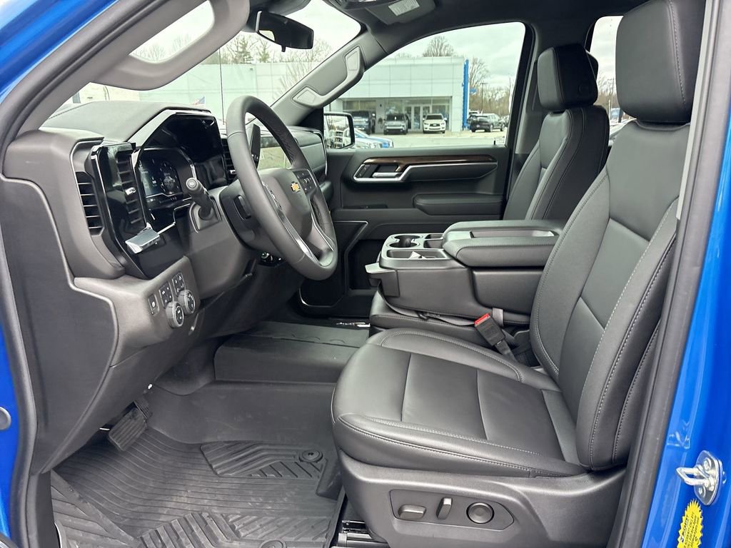New 2025 Chevrolet Silverado 1500 LT image 21