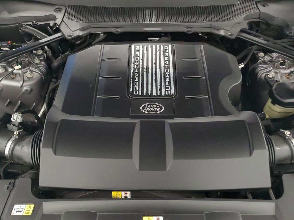 Used 2020 Land Rover Range Rover Long Wheelbase HSE image 9