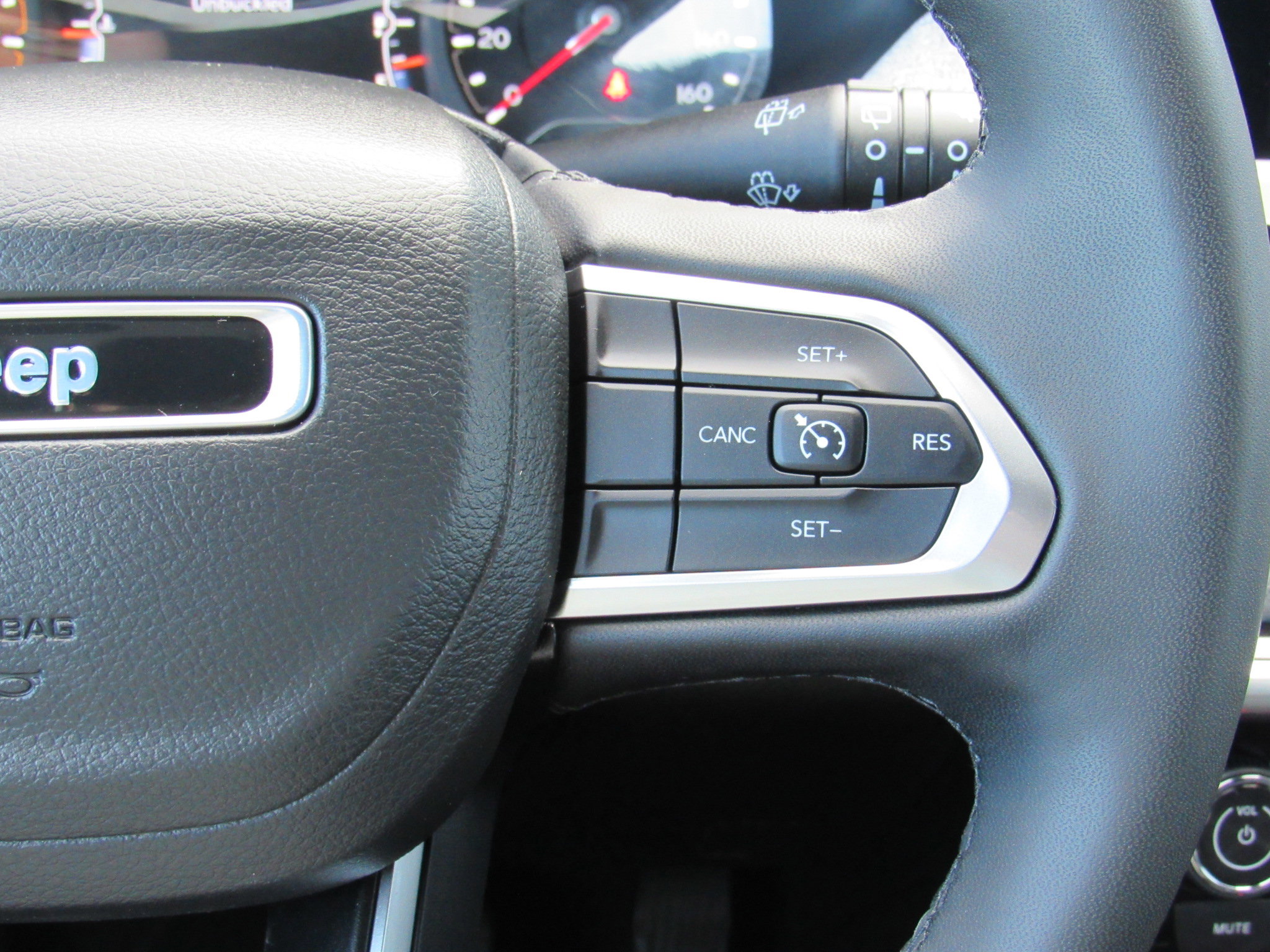 Used 2023 Jeep Compass Latitude image 20