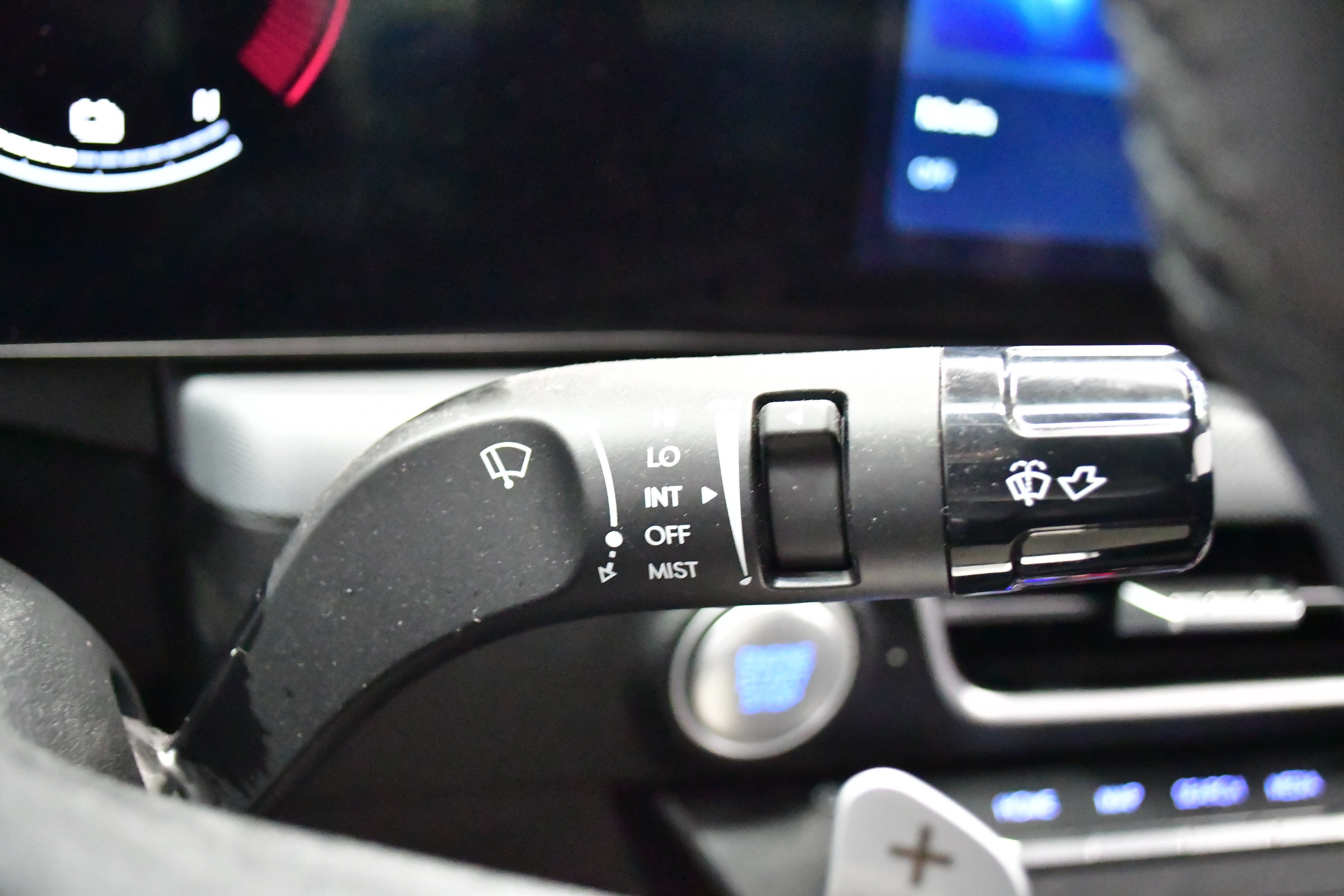 Used 2025 Hyundai Sonata SEL FWD image 20