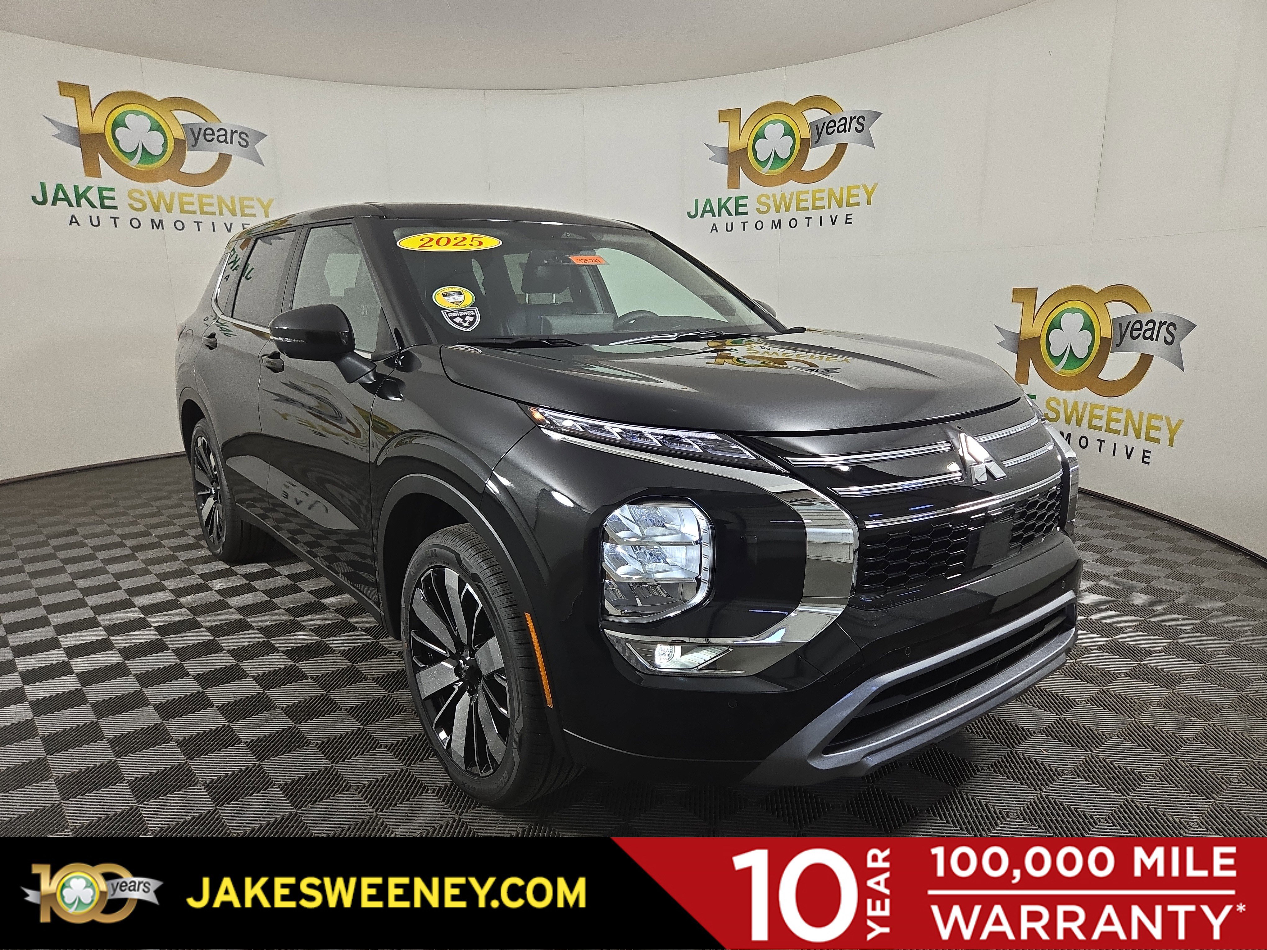 New 2025 Mitsubishi Outlander SE