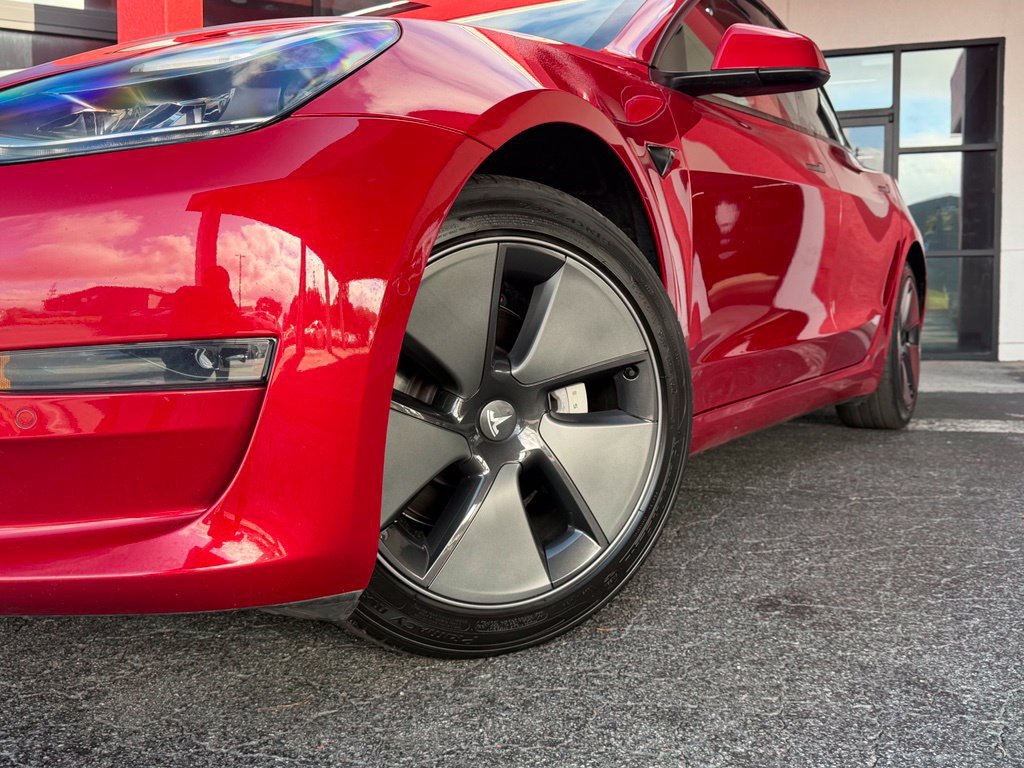 Used 2021 Tesla Model 3 Standard Range Plus RWD image 2
