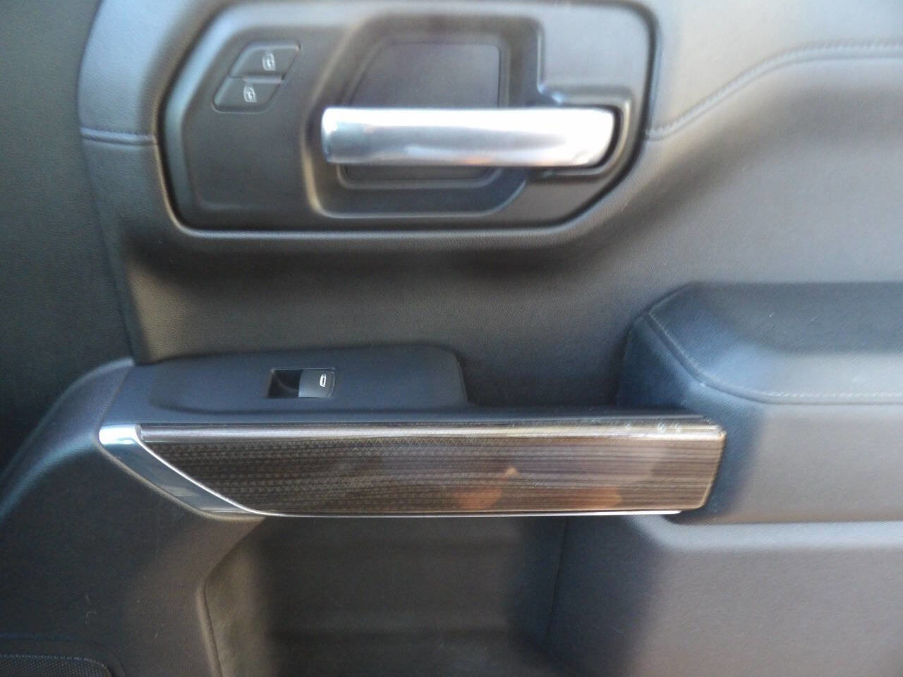 Used 2019 Chevrolet Silverado 1500 RST w/ All-Star Edition image 28