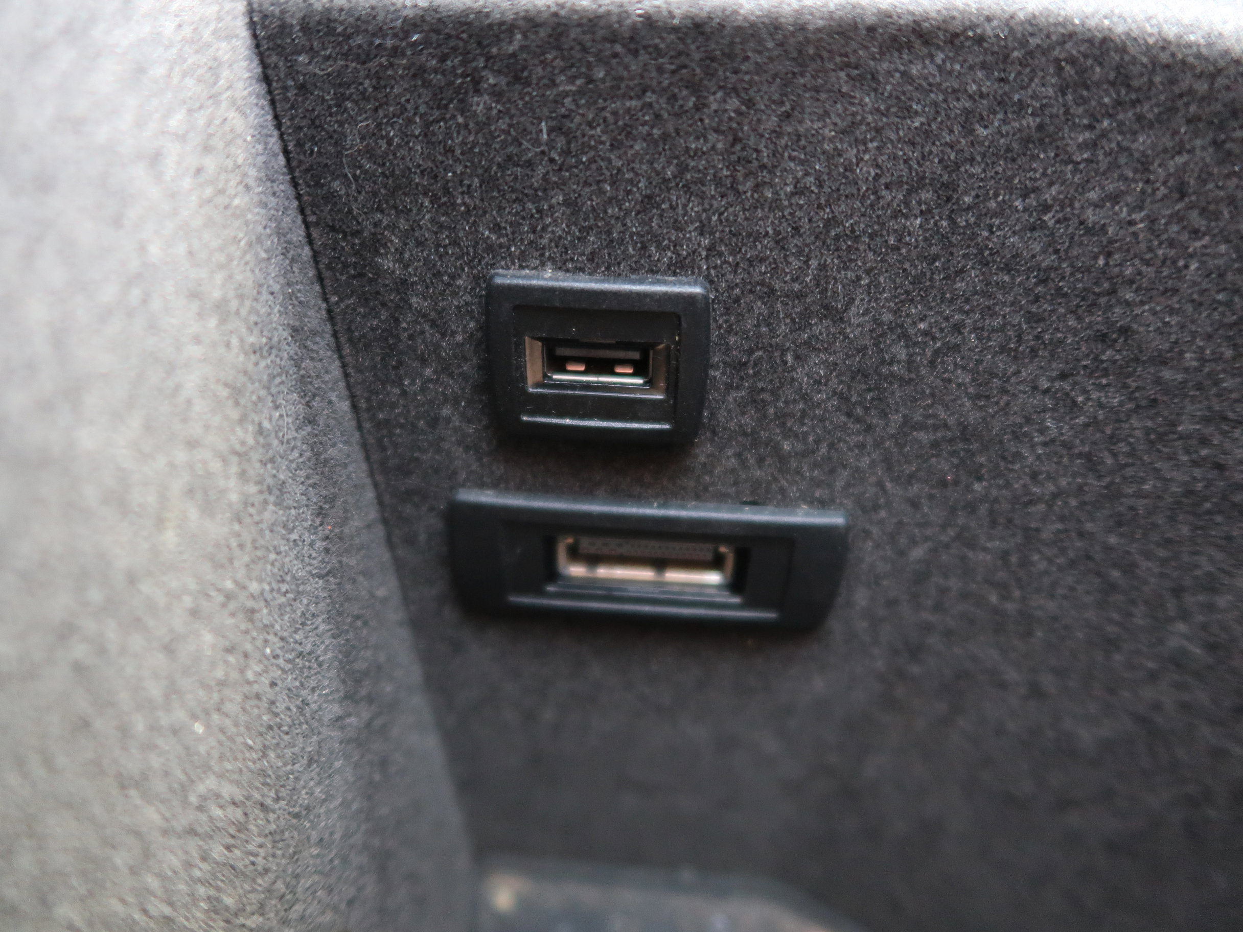 Used 2014 Mercedes-Benz GL 350 4MATIC 4dr GL 350 BlueTEC image 25