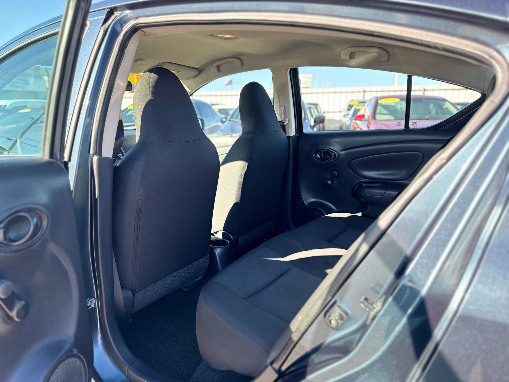 Used 2017 Nissan Versa S Plus image 23