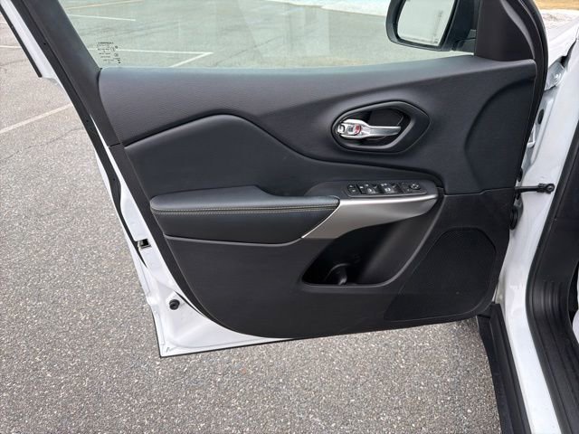 Used 2021 Jeep Cherokee Latitude Lux 80th Anniv w/ Quick Order Package 26U 80TH image 11