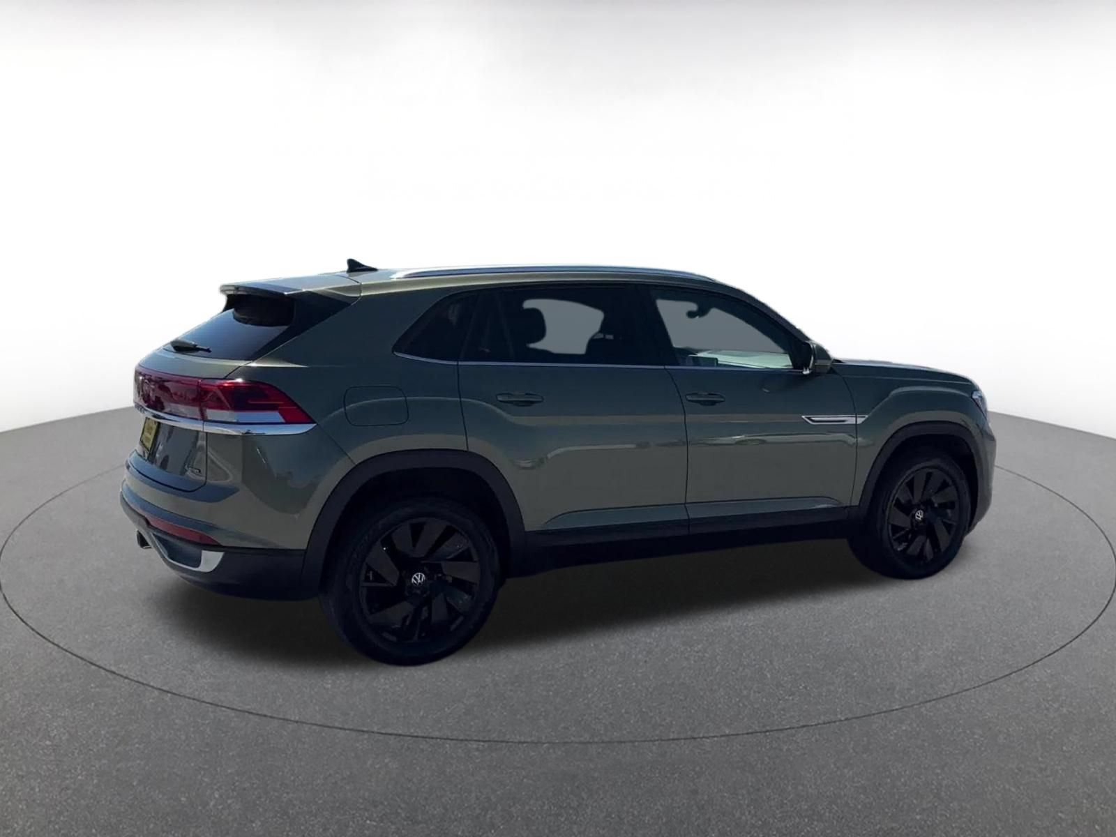 Used 2026 Volkswagen Atlas Cross Sport SE AWD/4WD image 15
