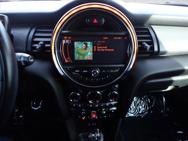 Used 2015 MINI Cooper 2-Door Hardtop image 16