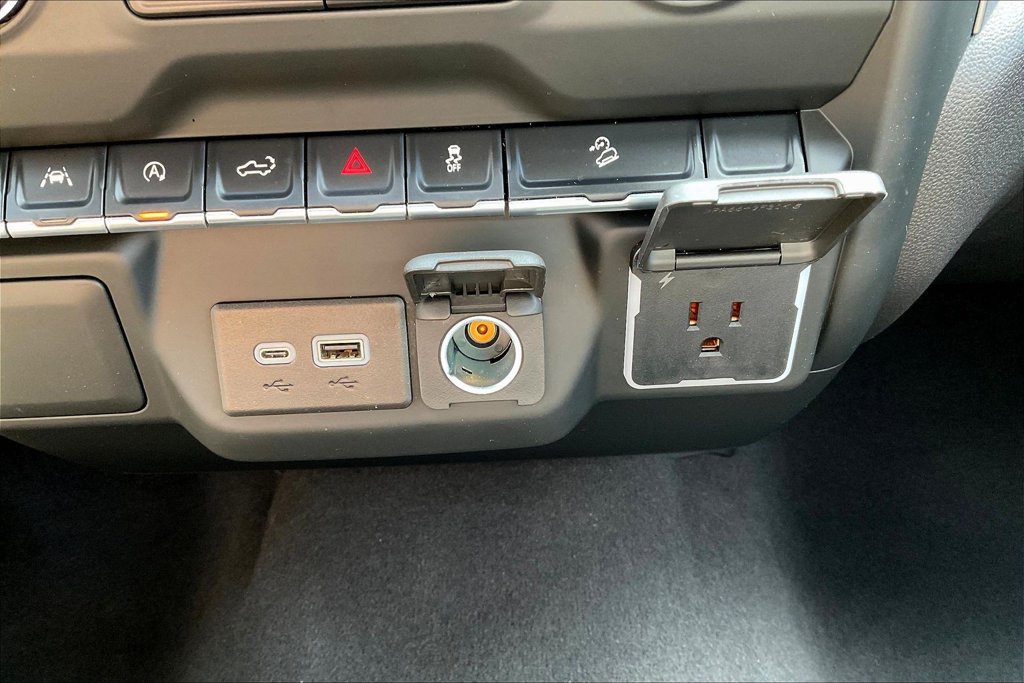Used 2024 Chevrolet Silverado 1500 Custom Trail Boss AWD/4WD image 13