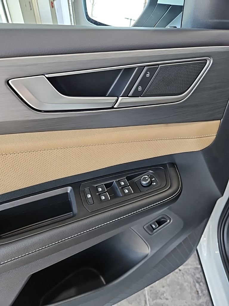 New 2026 Volkswagen Atlas Cross Sport SE image 27