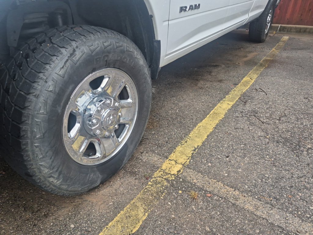 Used 2022 RAM 3500 Tradesman w/ Chrome Appearance Group AWD/4WD image 10