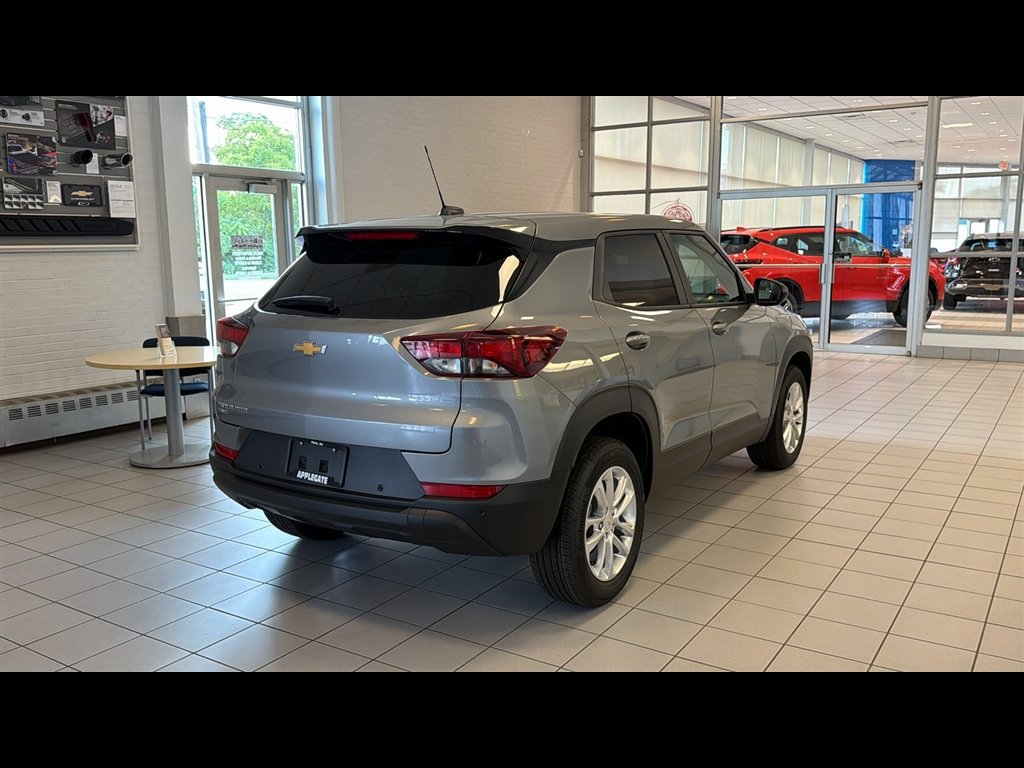 New 2026 Chevrolet TrailBlazer LS w/ LS Convenience Package AWD/4WD image 5