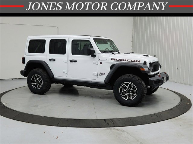 New 2026 Jeep Wrangler Unlimited Rubicon w/ Technology Group
