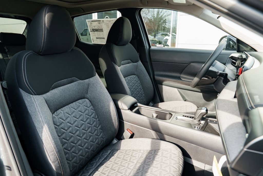 New 2026 Nissan Kicks SV w/ SV Premium Package image 25