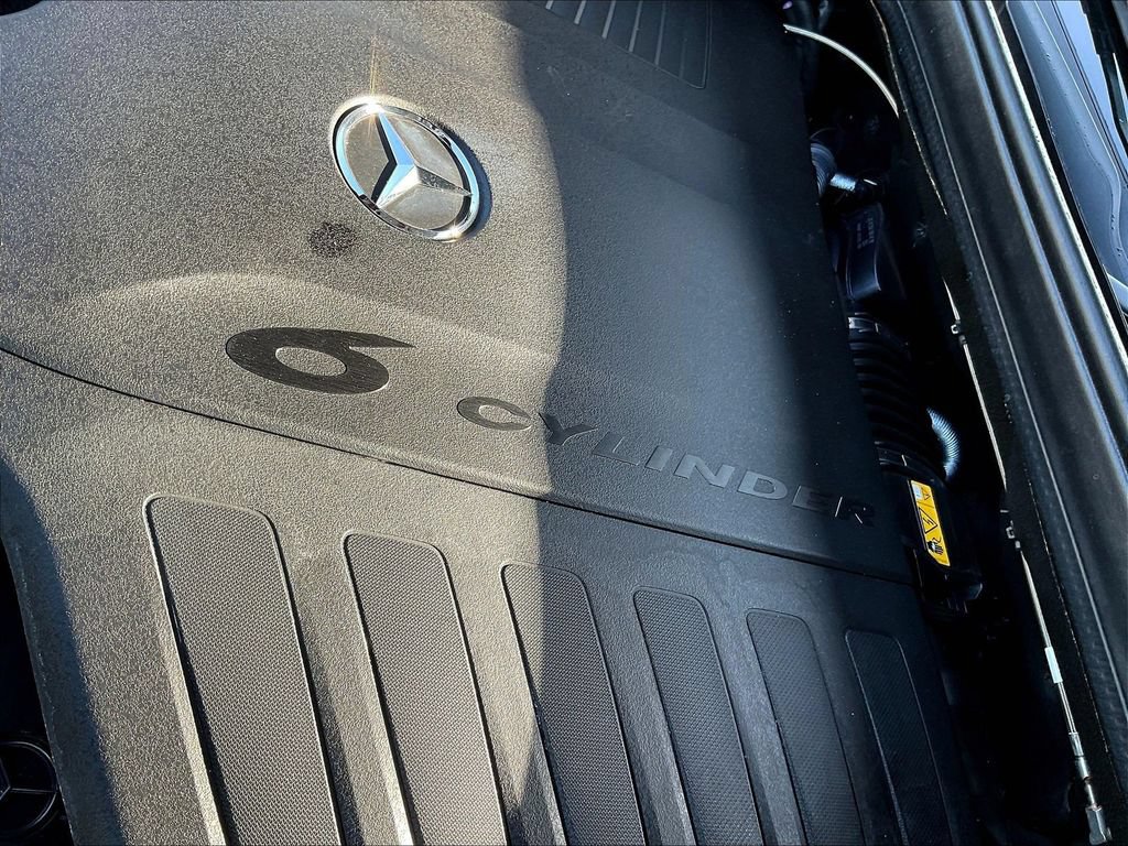 Certified 2025 Mercedes-Benz GLE 450 4MATIC image 33