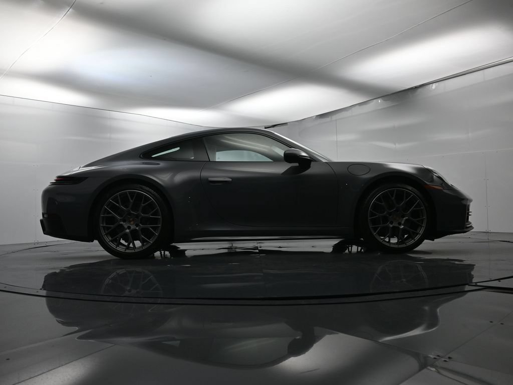 Certified 2025 Porsche 911 Carrera RWD image 46
