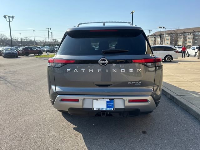 Used 2024 Nissan Pathfinder Platinum w/ Cargo Package AWD/4WD image 3