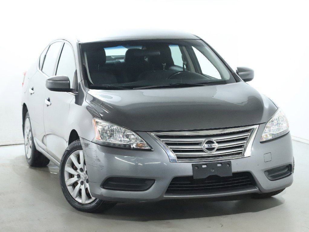Used 2015 Nissan Sentra SV w/ Navigation Package image 2