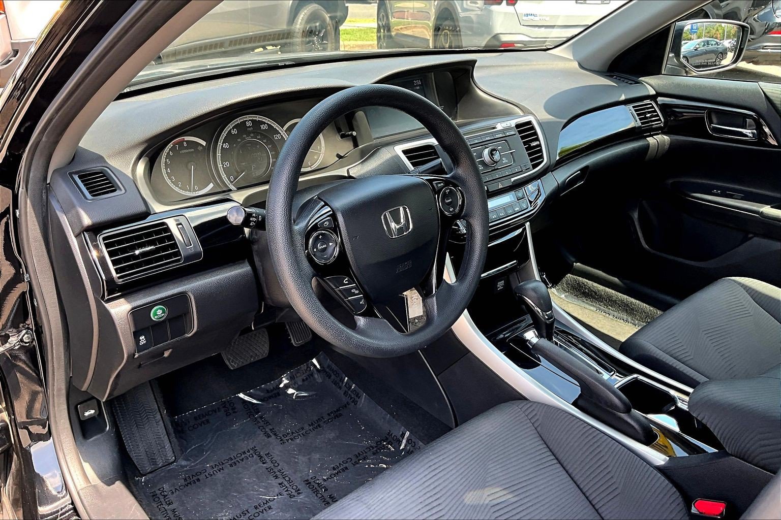 Used 2017 Honda Accord LX image 13