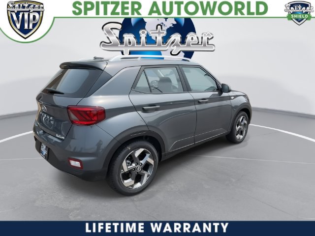 New 2026 Hyundai Venue SEL FWD image 14