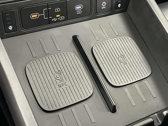 Certified 2025 Hyundai Santa Fe Calligraphy FWD image 37