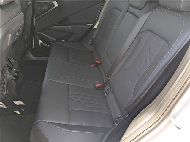 Used 2025 BMW X3 M50 w/ Premium Package image 15