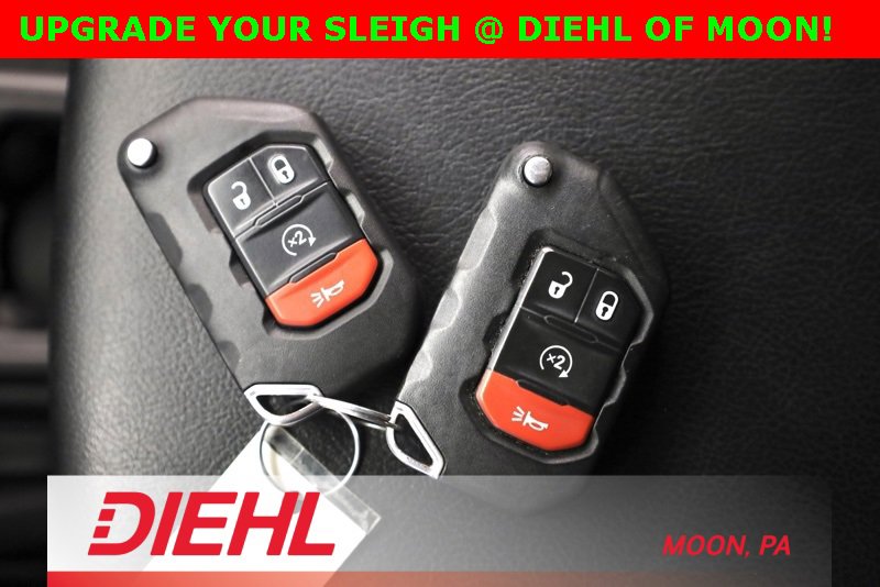 Used 2022 Jeep Wrangler Unlimited Rubicon w/ LED Lighting Group image 39