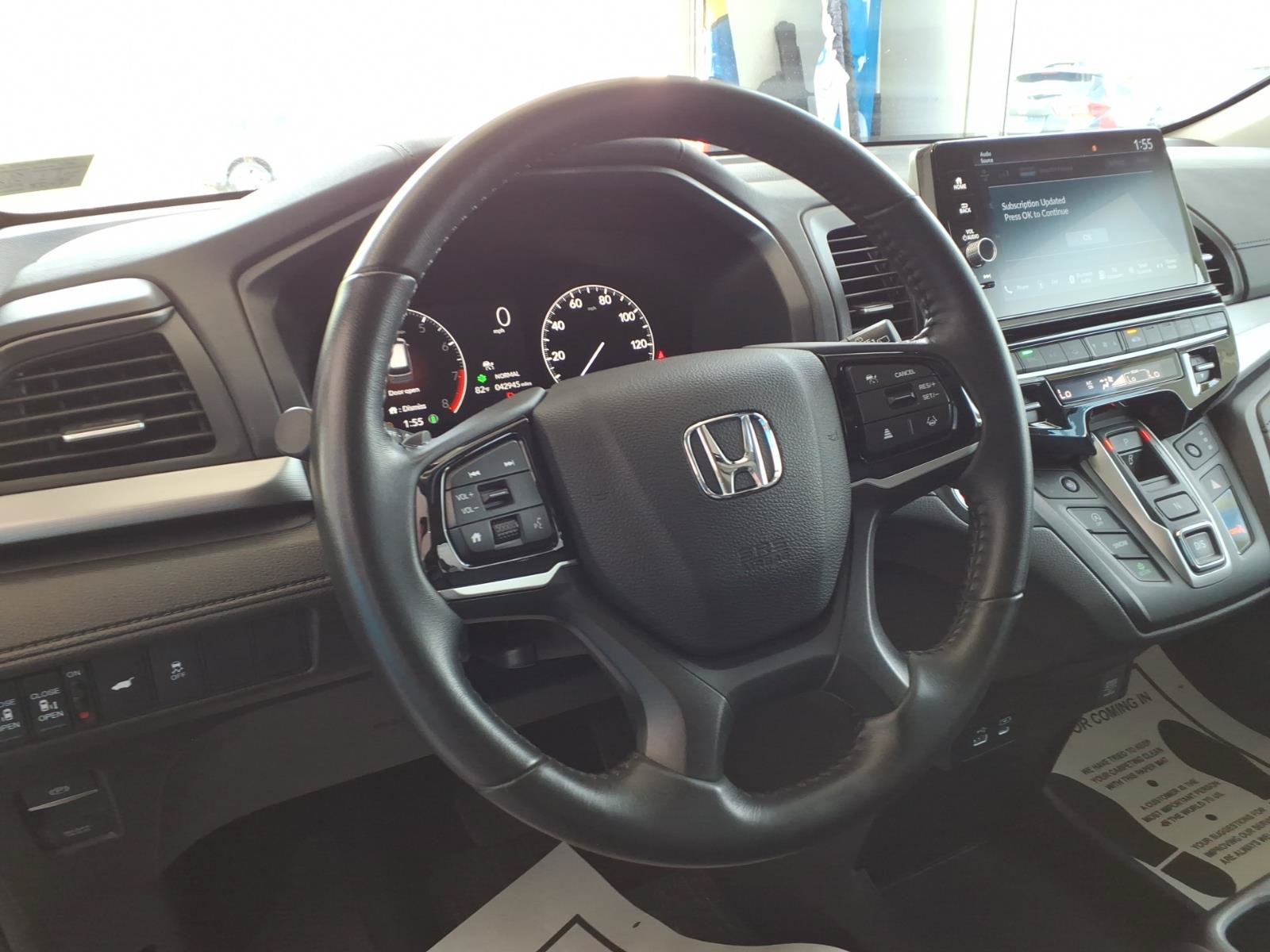 Certified 2025 Honda Odyssey EX-L image 11