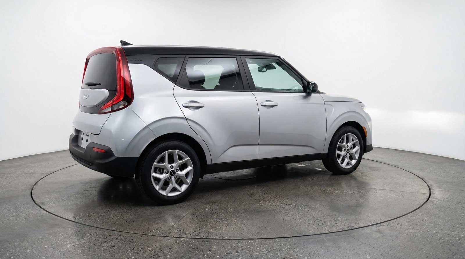 Used 2025 Kia Soul LX w/ LX Technology Package image 7