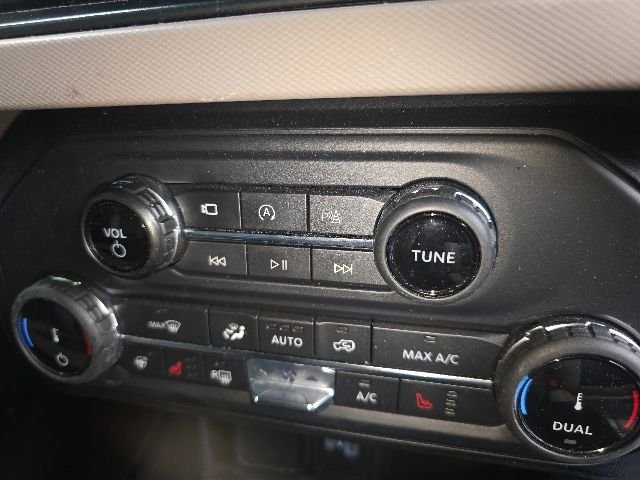 Used 2022 Ford Bronco Wildtrak AWD/4WD image 11