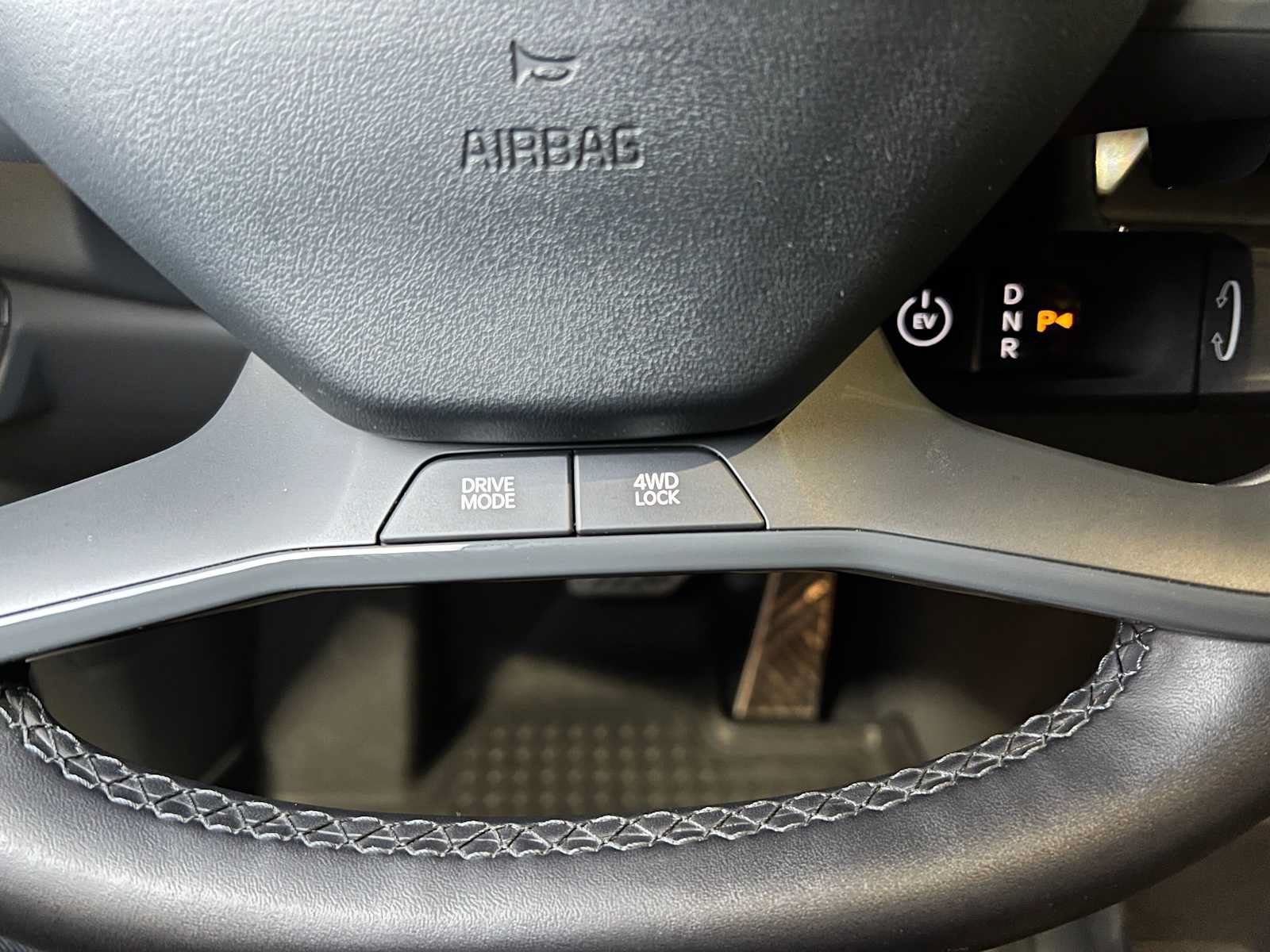Used 2024 Kia EV9 GT-Line AWD/4WD image 38