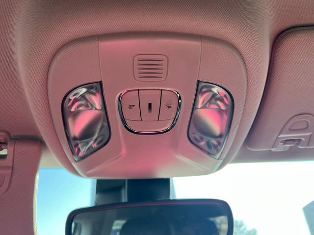 Used 2022 Jeep Compass Latitude FWD image 17