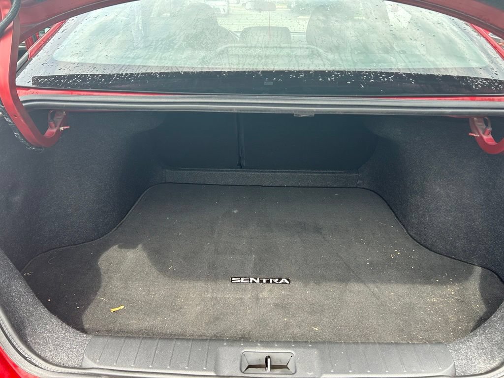 Used 2022 Nissan Sentra SR w/ SR Premium Package FWD image 16