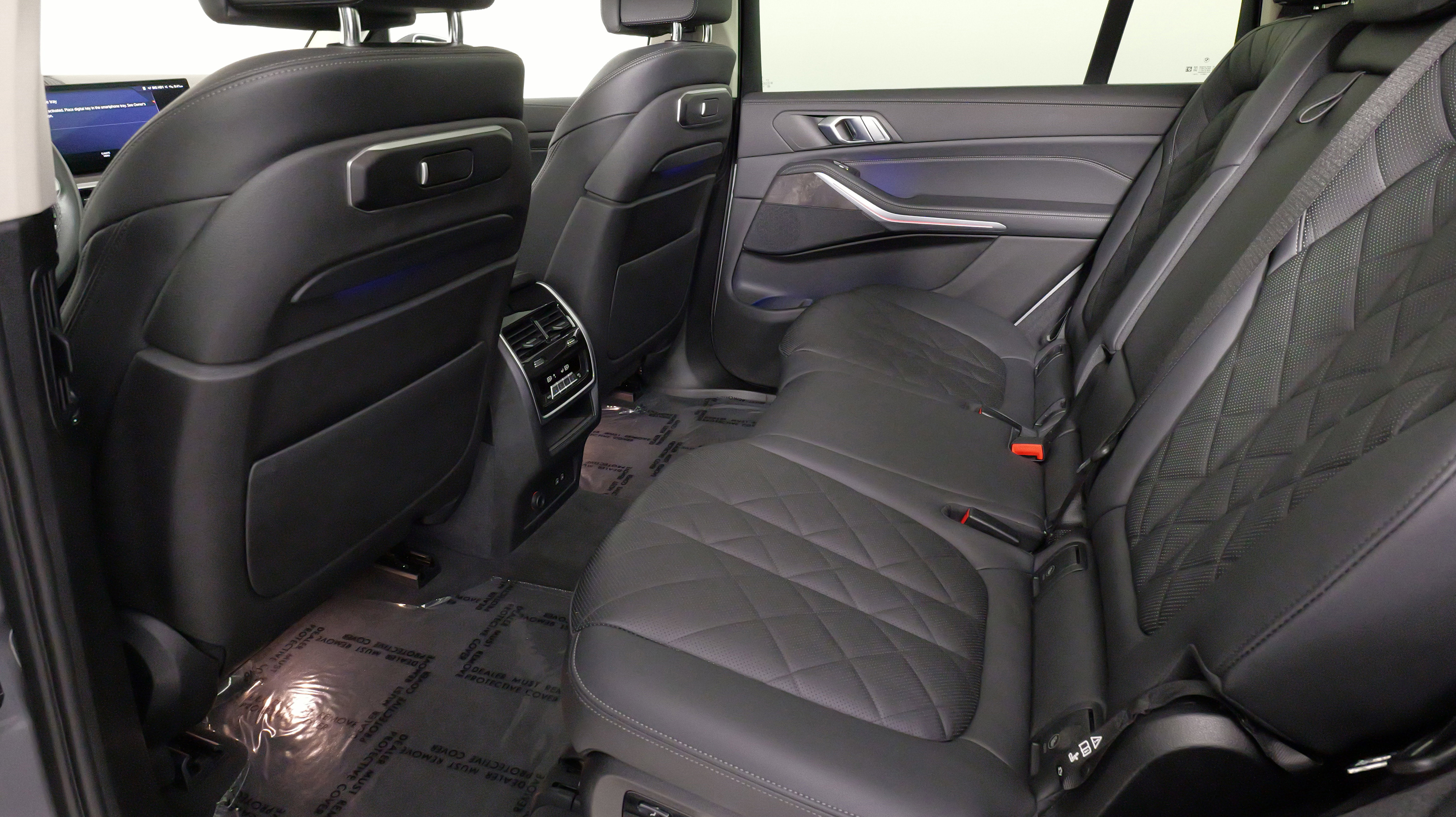 Used 2023 BMW X7 xDrive40i image 38