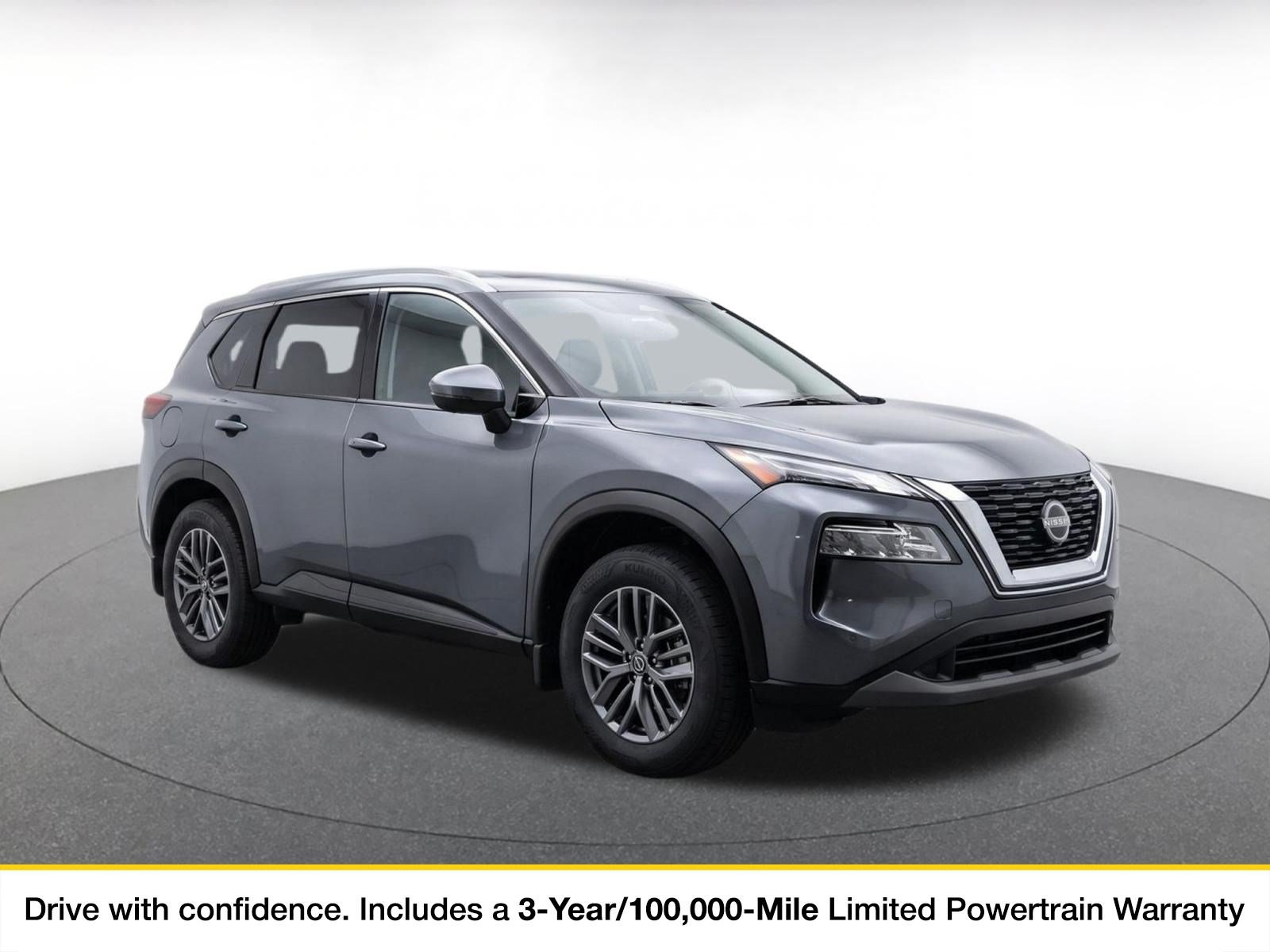 Used 2026 Nissan Rogue SV AWD/4WD image 1