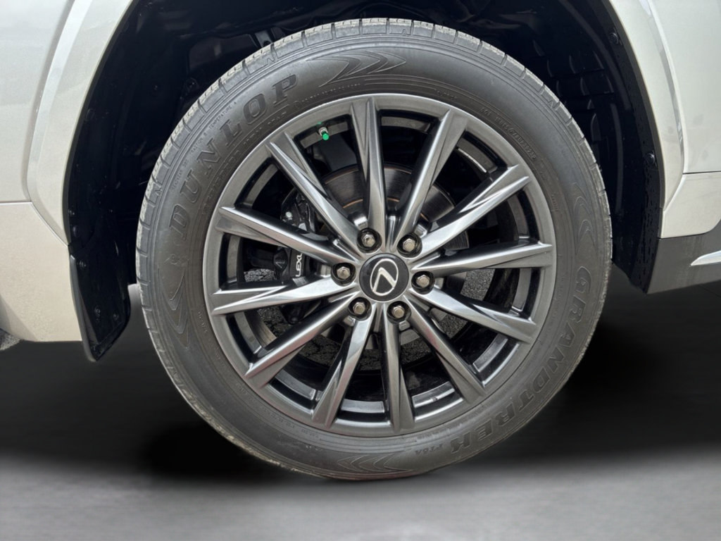 Used 2023 Lexus LX 600 F Sport AWD/4WD image 44