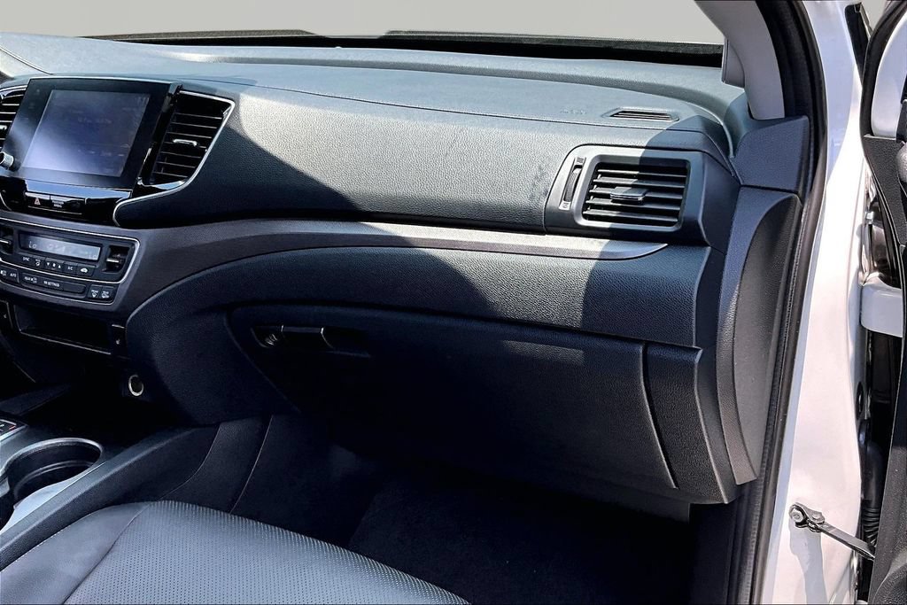 Certified 2023 Honda Ridgeline RTL image 18
