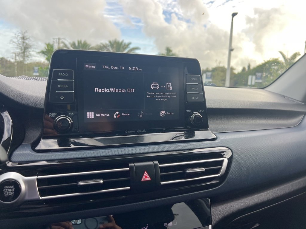 Used 2023 Kia Seltos S image 32