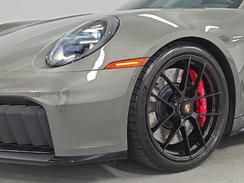 Certified 2026 Porsche 911 Carrera GTS RWD image 10