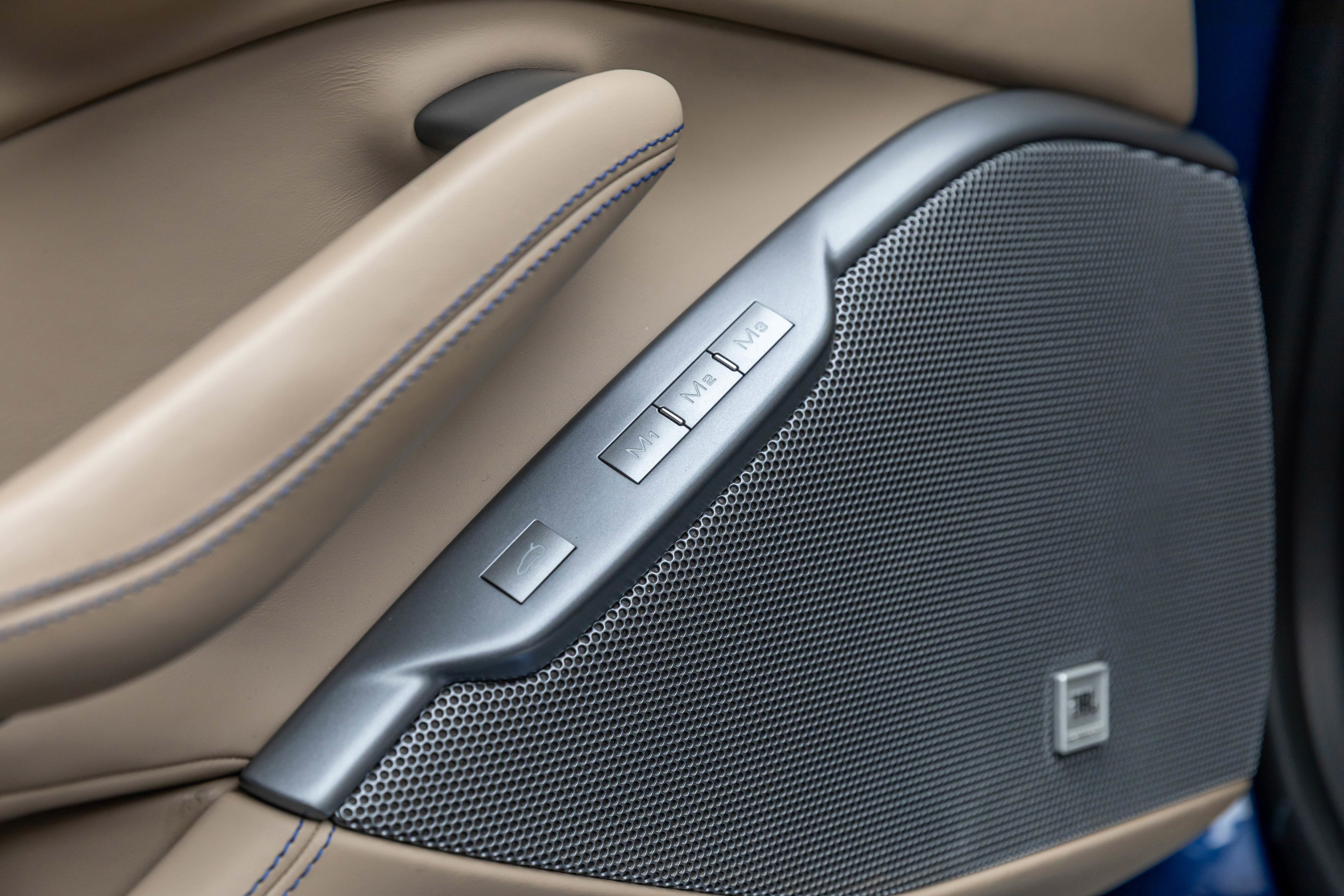 Certified 2019 Ferrari Portofino image 14