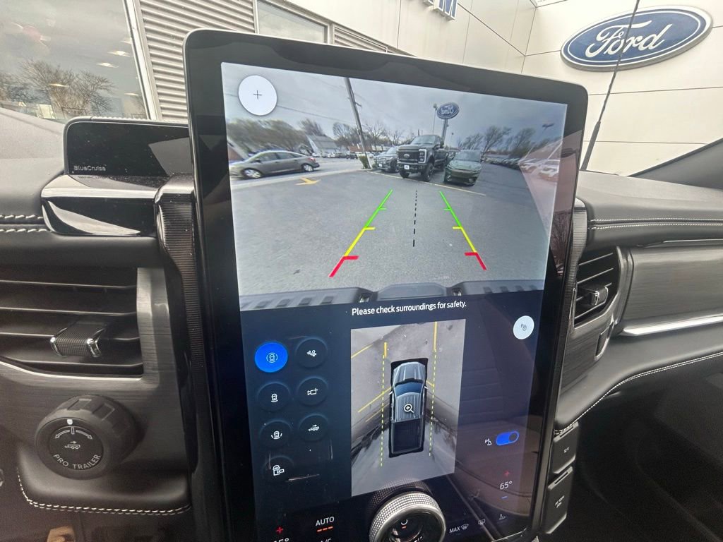 Used 2025 Ford F150 Lightning Platinum AWD/4WD image 18