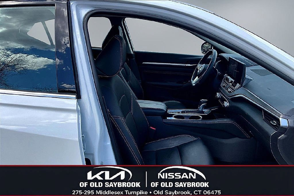 Used 2023 Nissan Altima 2.5 SL FWD image 29