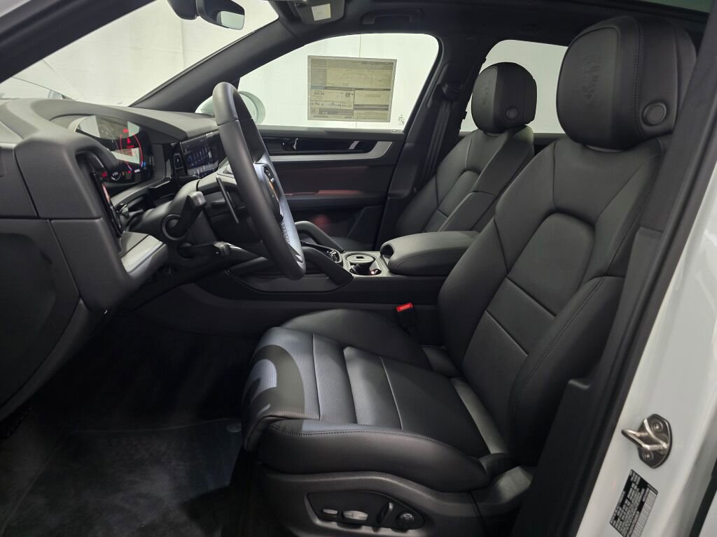 New 2026 Porsche Cayenne image 14